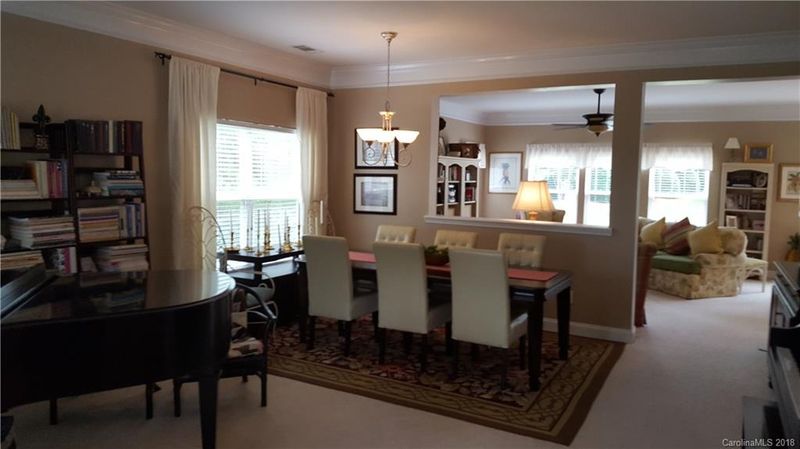10426 Glenburn Ln, Charlotte, NC 28278