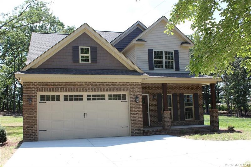 2439 Silverthorne Dr, Monroe, NC 28110