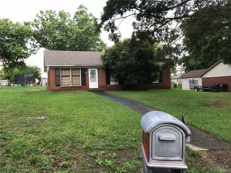 5808 Hillcrest Cir, Indian Trail, NC 28079
