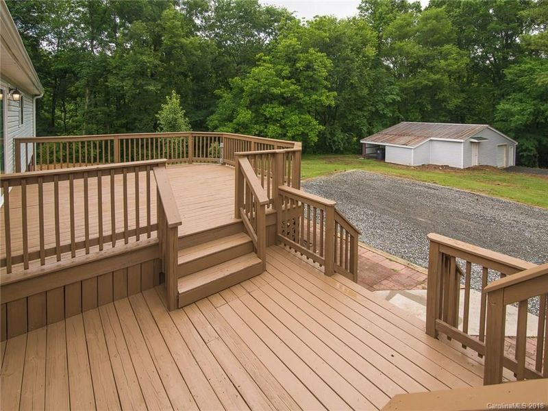 3830 Pineleaf Cir, Midland, NC 28107