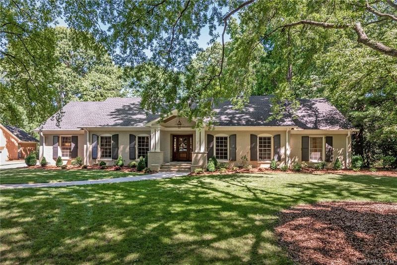 2640 Beverwyck Rd, Charlotte, NC 28211