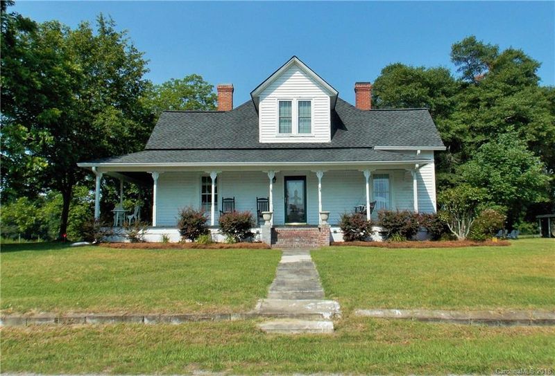 3242 S Potter Rd, Heath Springs, SC 29058