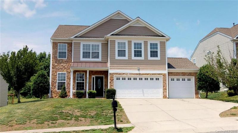 5716 Verrazano Dr, Waxhaw, NC 28173