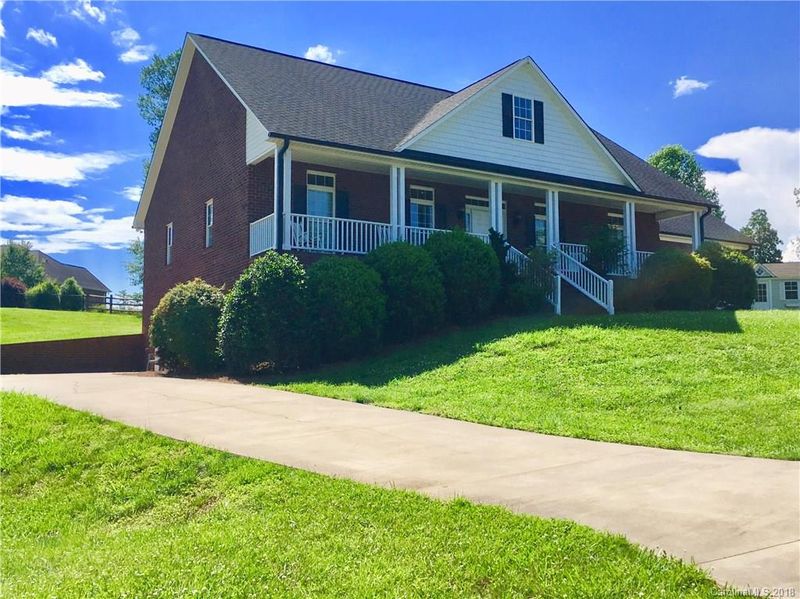 1331 Sedgewood Ln, Lincolnton, NC 28092