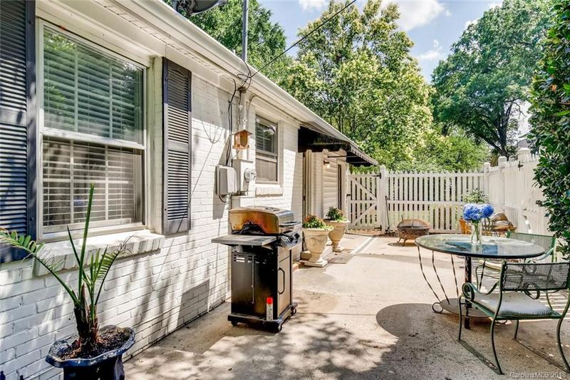 1827 Chatham Ave, Charlotte, NC 28205