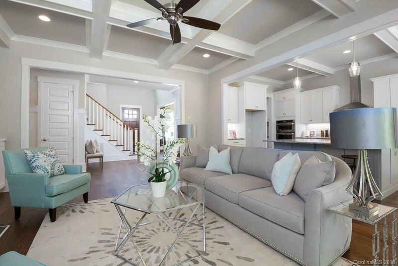 319 Hartford Ave, Charlotte, NC 28209