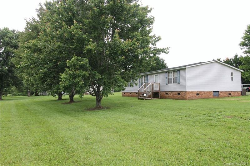 6086 Oakridge Rd #A, Clover, SC 29710