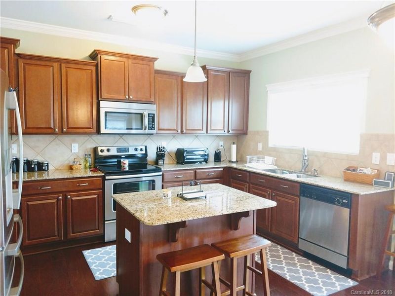 923 Pointe Andrews Dr, Concord, NC 28025