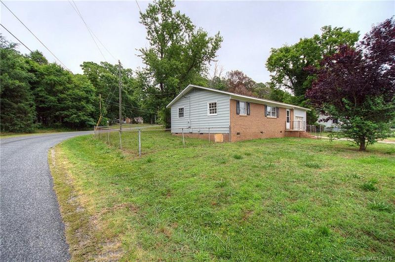 6342 Charlie Walker Rd, Kannapolis, NC 28081