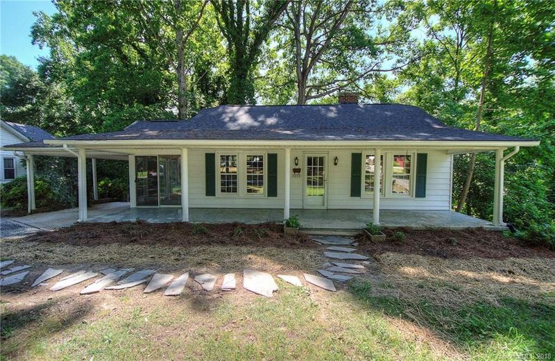 1006 Thomas Ave, Kannapolis, NC 28081