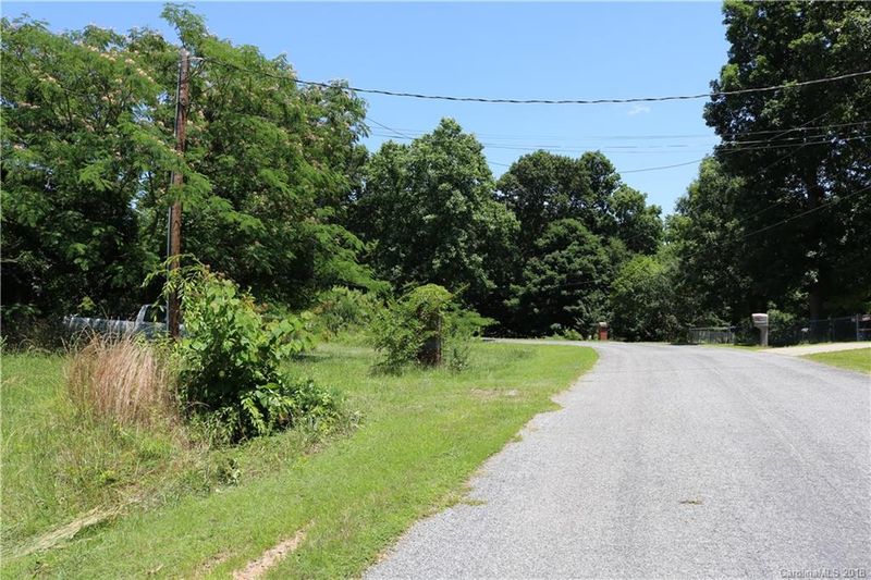 109 Gray Fox Ln, Mount Holly, NC 28120
