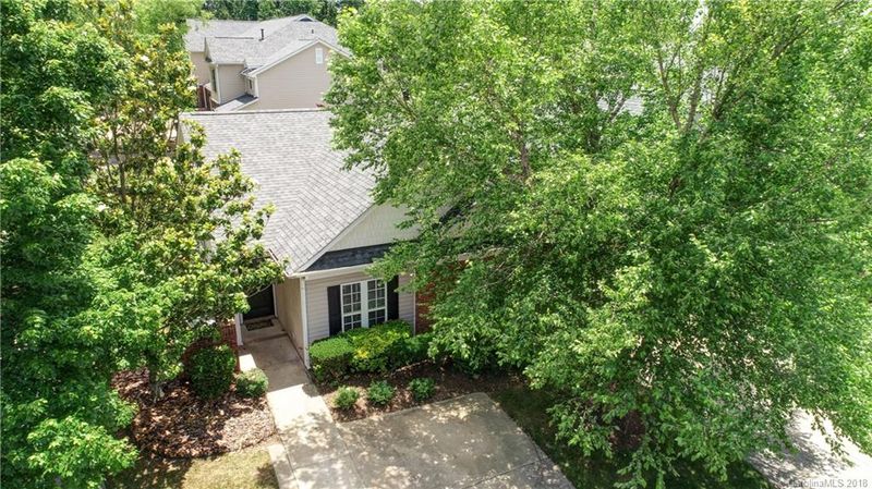 236 Ross Moore Ave, Charlotte, NC 28205