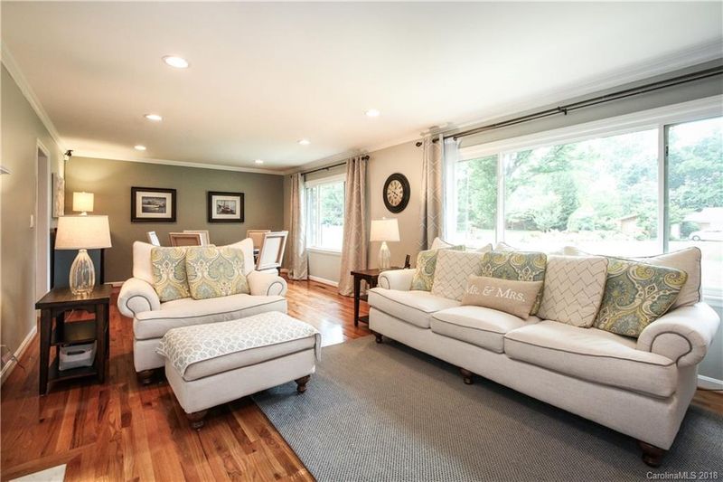116 Summerlea Dr #9, Charlotte, NC 28214