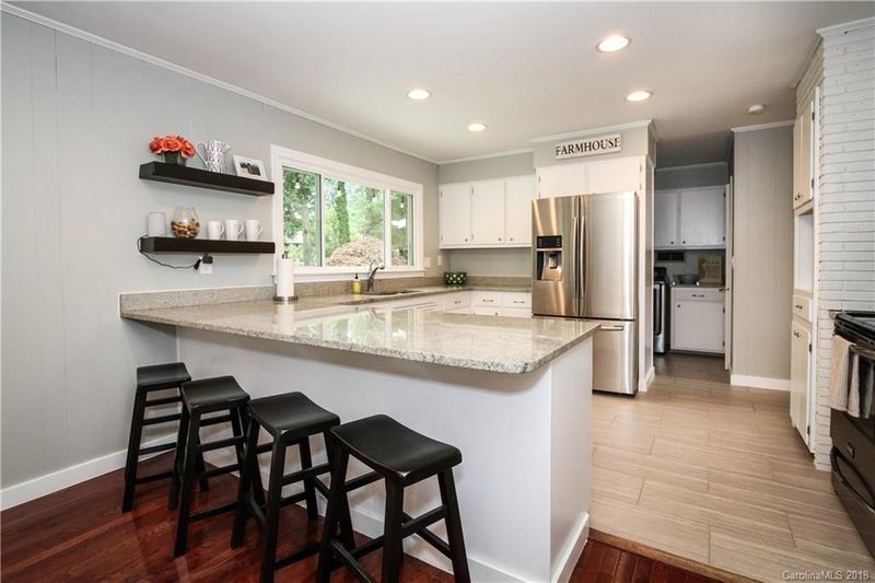 116 Summerlea Dr #9, Charlotte, NC 28214