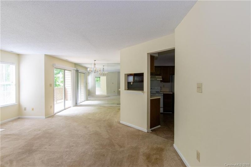 6108 Gray Gate Ln, Charlotte, NC 28210