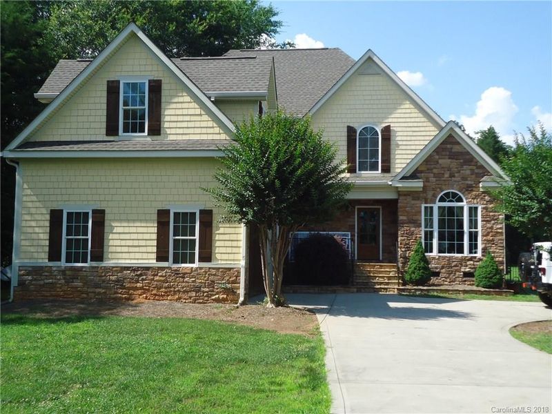 8029 Hagers Ferry Rd #1, Denver, NC 28037