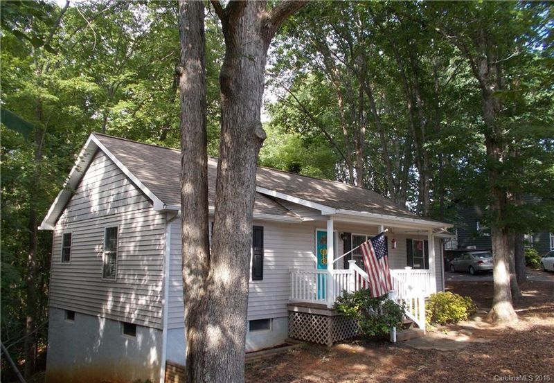 4143 Marquesas Ave, Tega Cay, SC 29708