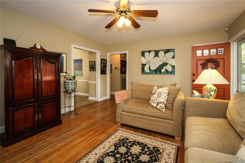 1119 Jensen St, Charlotte, NC 28205