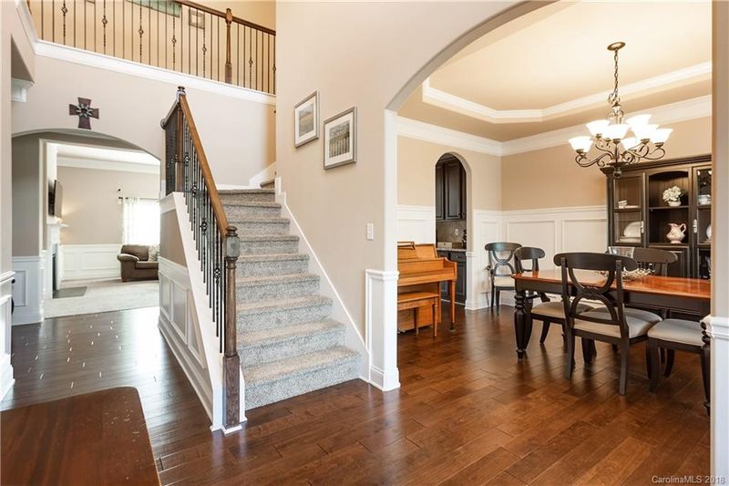1405 Laurel Hill Dr, Waxhaw, NC 28173