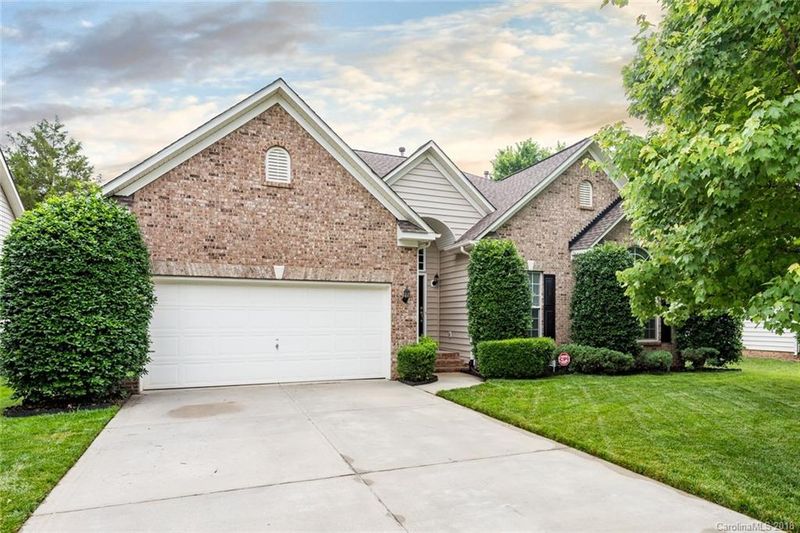 504 Amersham Ln, Waxhaw, NC 28173