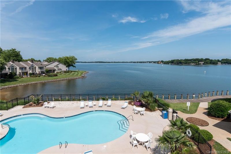18601 Vineyard Point Ln #18601, Cornelius, NC 28031