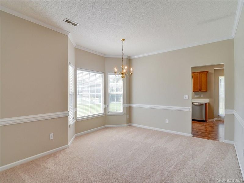 2700 Hampton View Ct, Charlotte, NC 28213