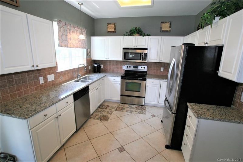 5503 Bentgrass Run Dr, Charlotte, NC 28269