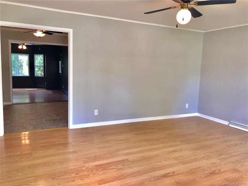 4233 Vinetta Ct, Charlotte, NC 28215