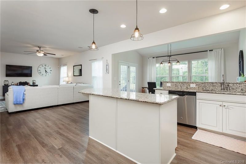 7435 Dover Mill Dr, Concord, NC 28025