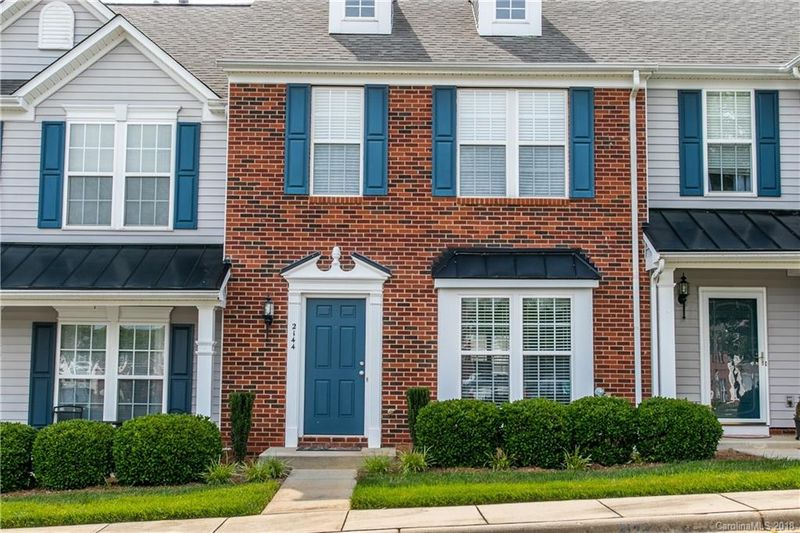 2144 Sail Pointe Ln, Denver, NC 28037