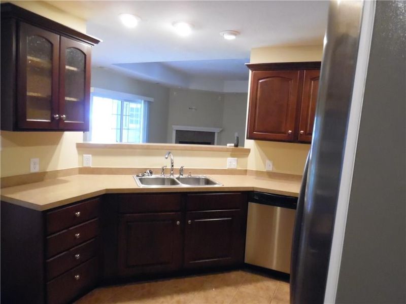 2092 Chelesa Ln, Newton, NC 28658
