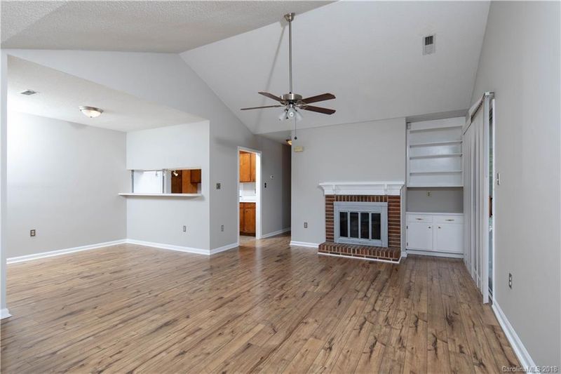 1519 Crestdale Rd, Rock Hill, SC 29732
