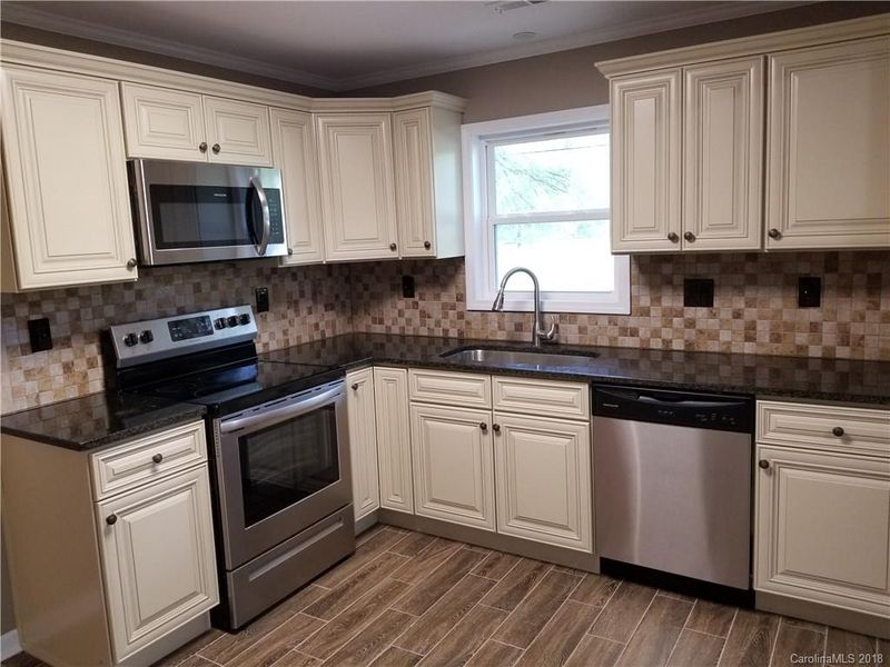 3823 Centergrove Rd, Concord, NC 28025