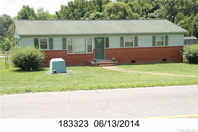 1104 Hickory Grove Rd, Gastonia, NC 28056