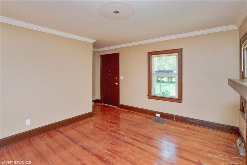 7716 Beatties Ford Rd, Charlotte, NC 28216