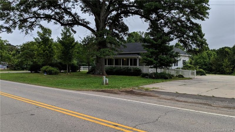 1466 N Doby's Bridge Rd, Fort Mill, SC 29715