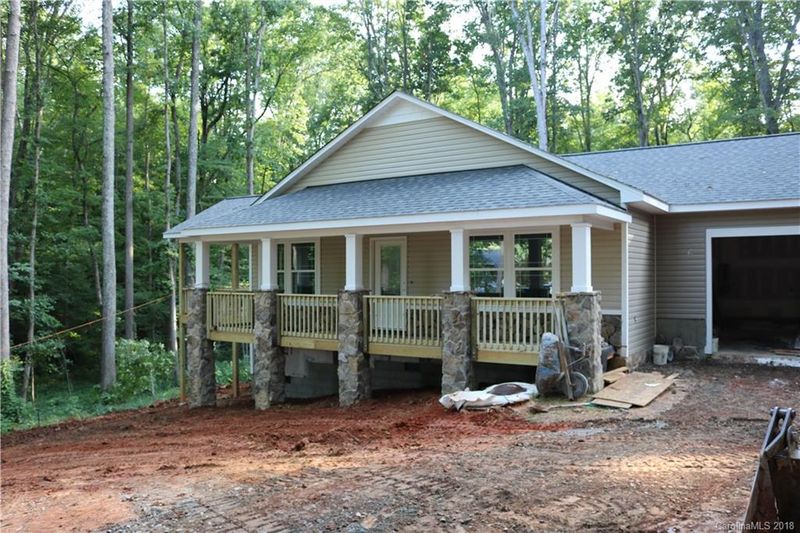 3951 Hidden Brook Dr, Denver, NC 28037