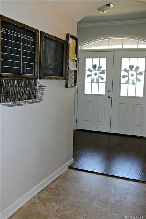 113 Barley Ct, Mount Holly, NC 28120