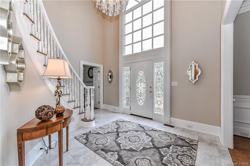 3916 Ayrshire Pl, Charlotte, NC 28210