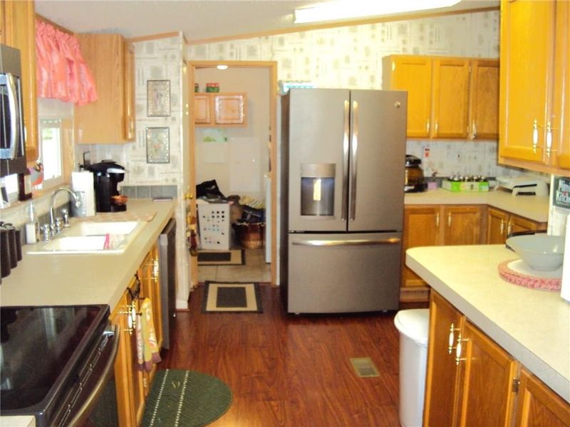 1814 Deitz Rd, Hickory, NC 28602