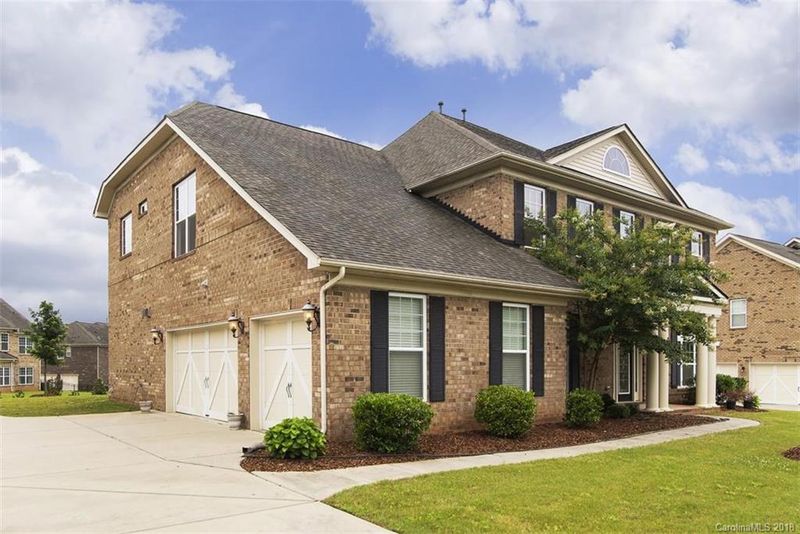 121 Fellspoint Rd, Mooresville, NC 28115