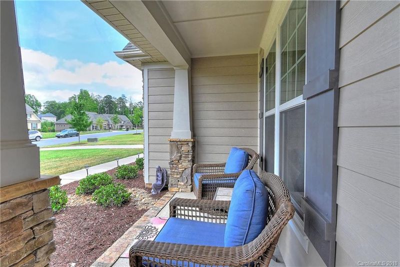 6501 Loyola Ct, Mint Hill, NC 28227