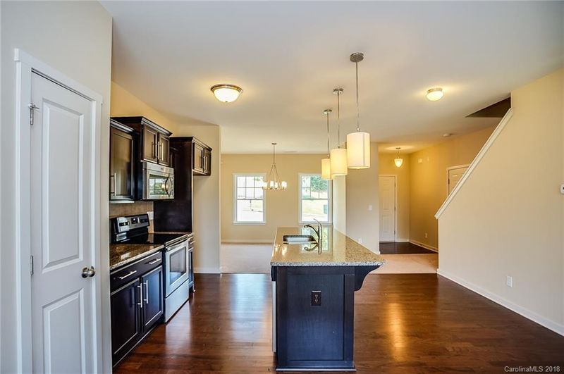 1141 Thanet St, Concord, NC 28025