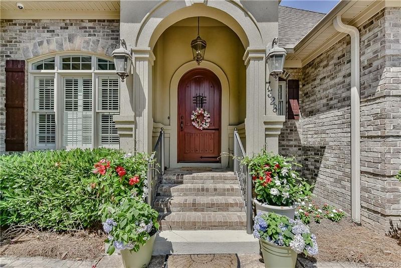 7328 Webbs Chapel Cove Ct, Denver, NC 28037