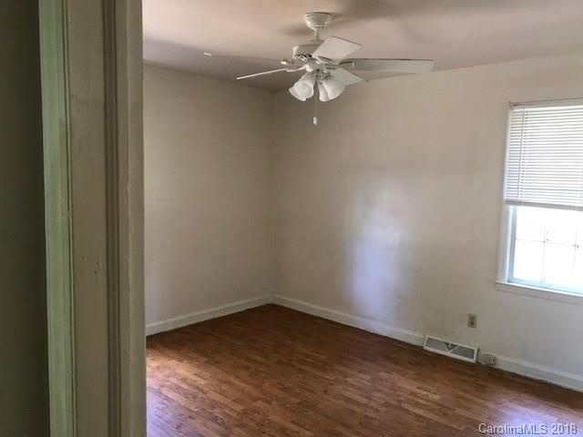 3523 Manchester Dr #13, Charlotte, NC 28217