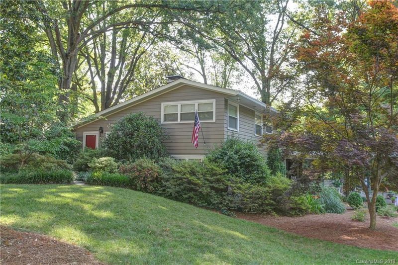 1316 Midwood Dr, Gastonia, NC 28052