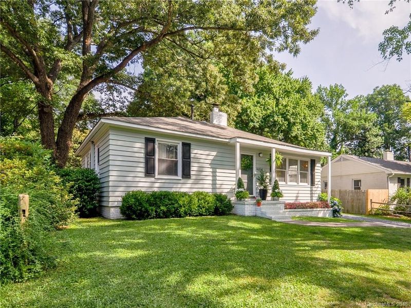 4654 General Pershing Dr, Charlotte, NC 28209
