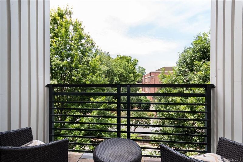 530 Mcdowell St, Charlotte, NC 28204