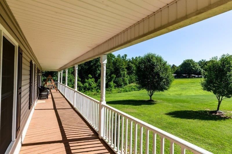 5969 Leil Rd, Hickory, NC 28602