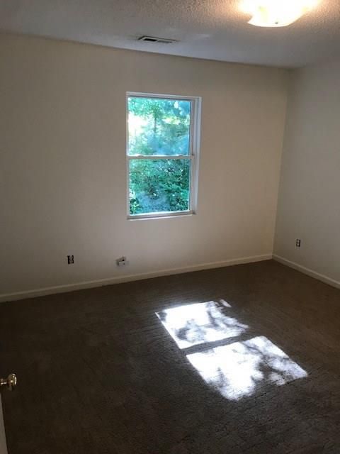 1120 St Charles Ct, Newton, NC 28658